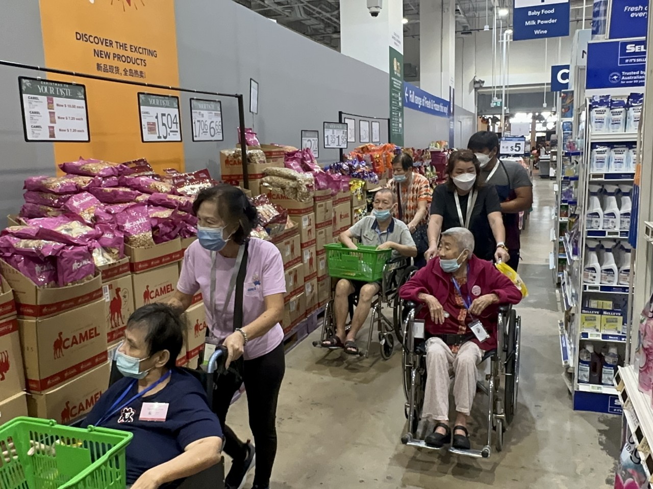 2024 November CSR: Pre-Christmas Shopping at Fairprice Hub